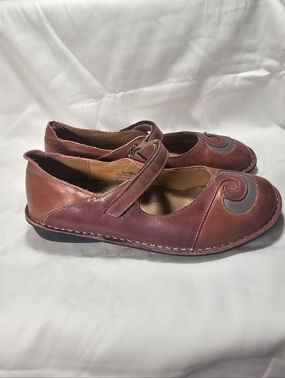 Spring Step Cosmic Shoes - Picture 3 of 6